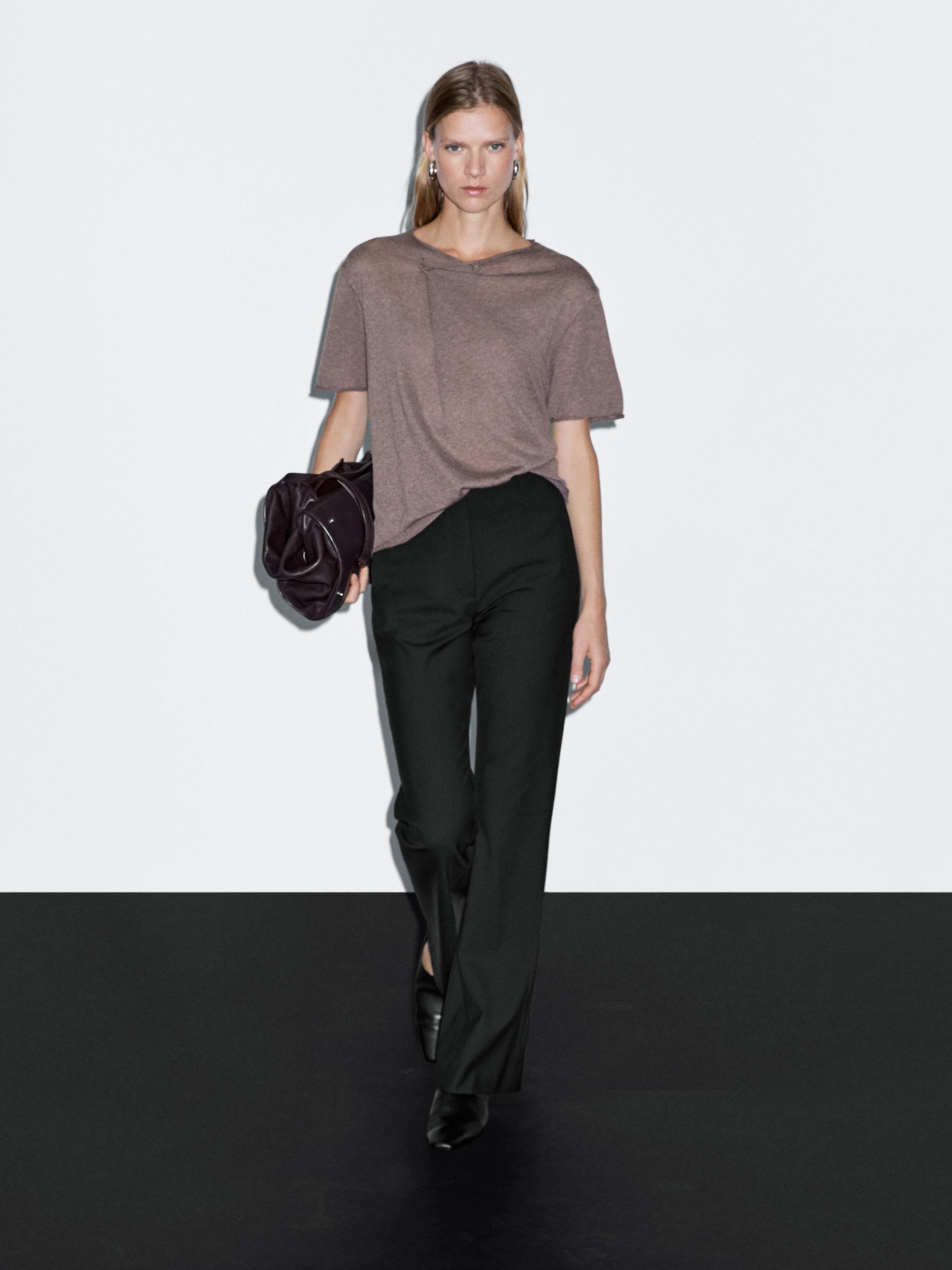 T-shirt manches courtes fermeture asymétrique